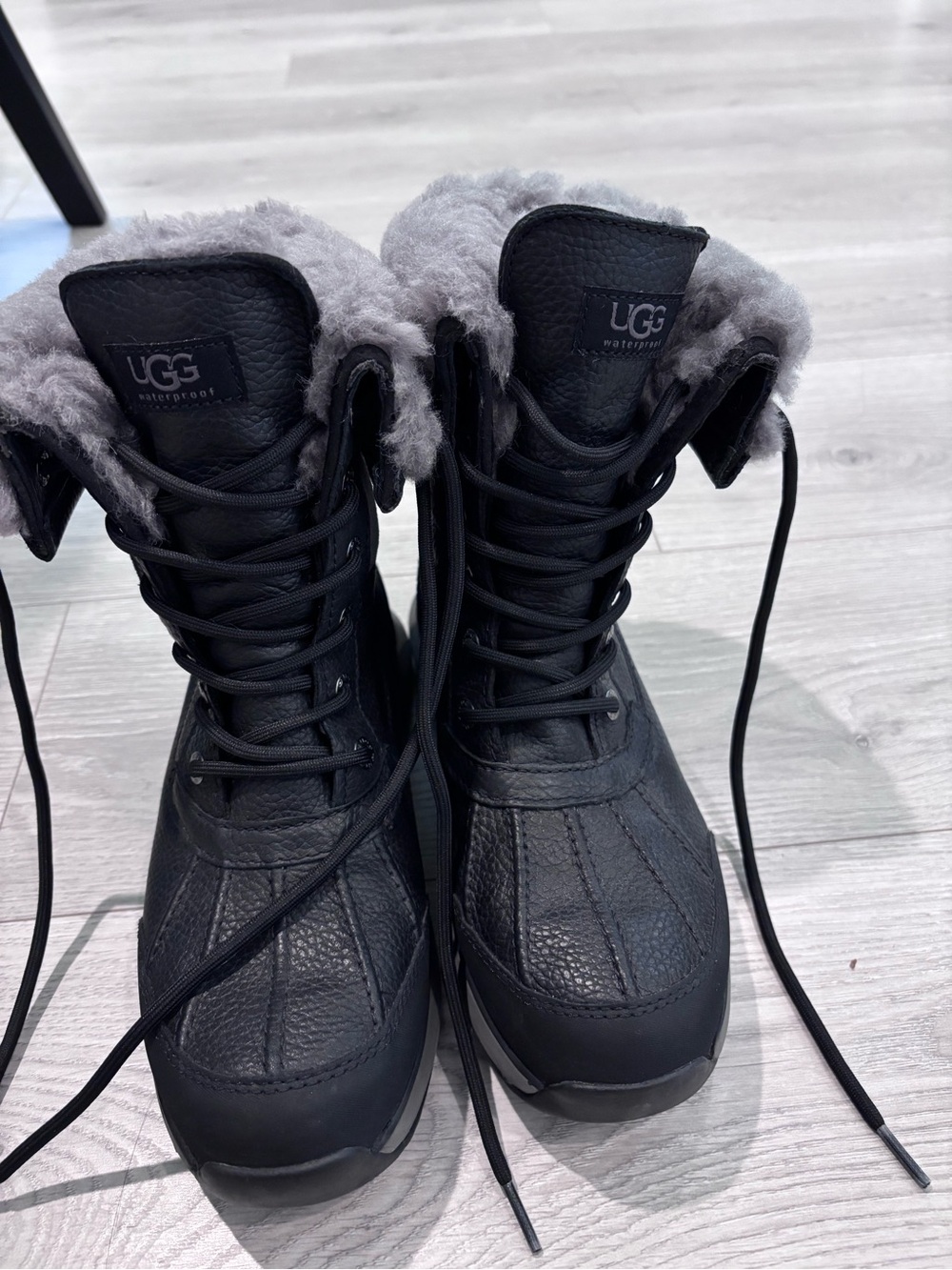 UGG Adirondack Black Winter Lace-Up Boots with Grey Shearling Collar